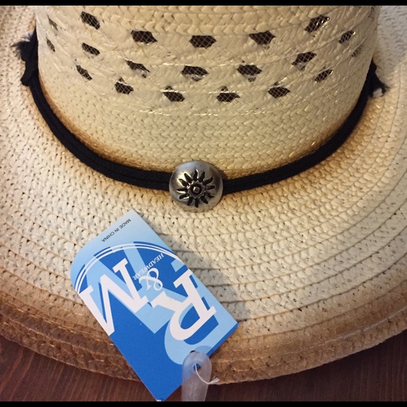 Light tan straw hat. NWT - Picture 4 of 4