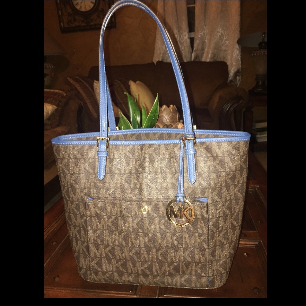 100% authentic Michael kors