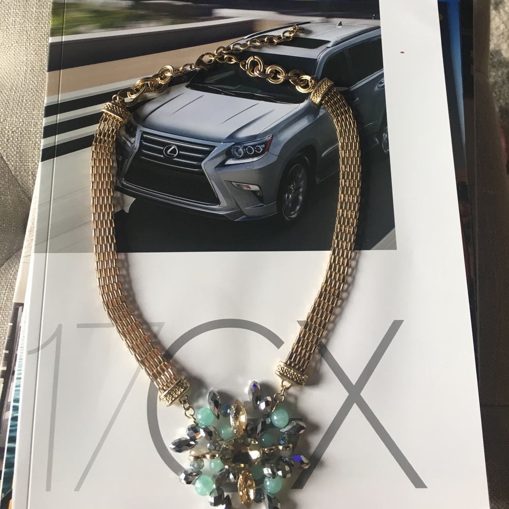 Gold big gem necklace