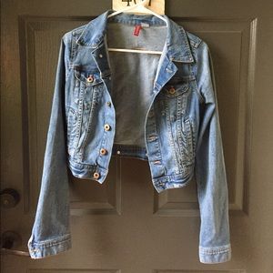 Cropped jean jacket
