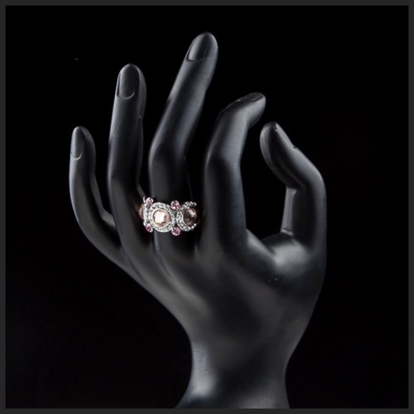 Round Pink Swarovski Crystal Ring - Picture 3 of 3