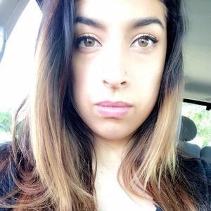 Meet your Posher, Danielle