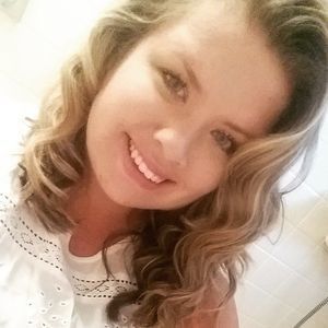 Meet your Posher, Chelsey