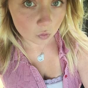 Meet your Posher, Makayla