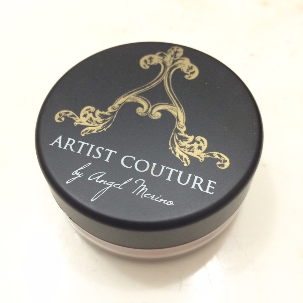 ARTIST COUTURE Diamond Glow Powder