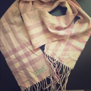 Burberry pink cashmere scarf