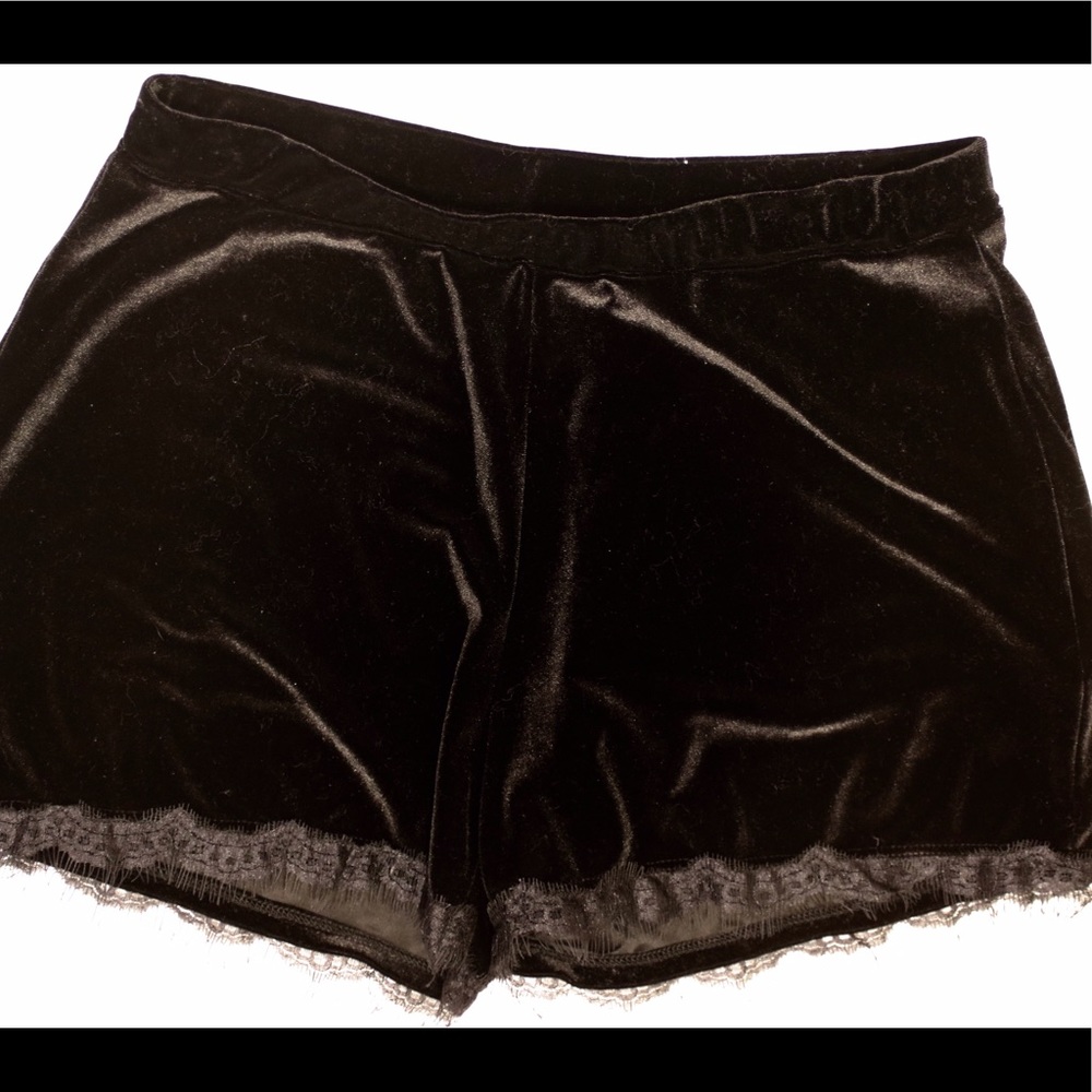 Velvet Shorts with Eyelash Lace Trim