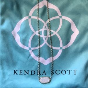 Elisa Pendant Necklace