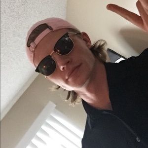 Meet your Posher, Michael