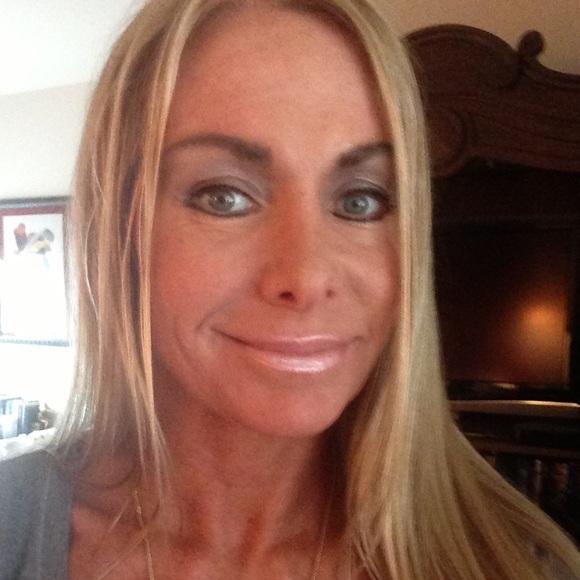 Meet your Posher, B - Picture 1 of 1