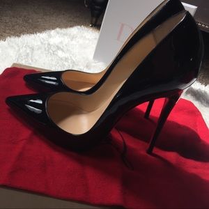 Christian Louboutin: So Kate, patent Leather.