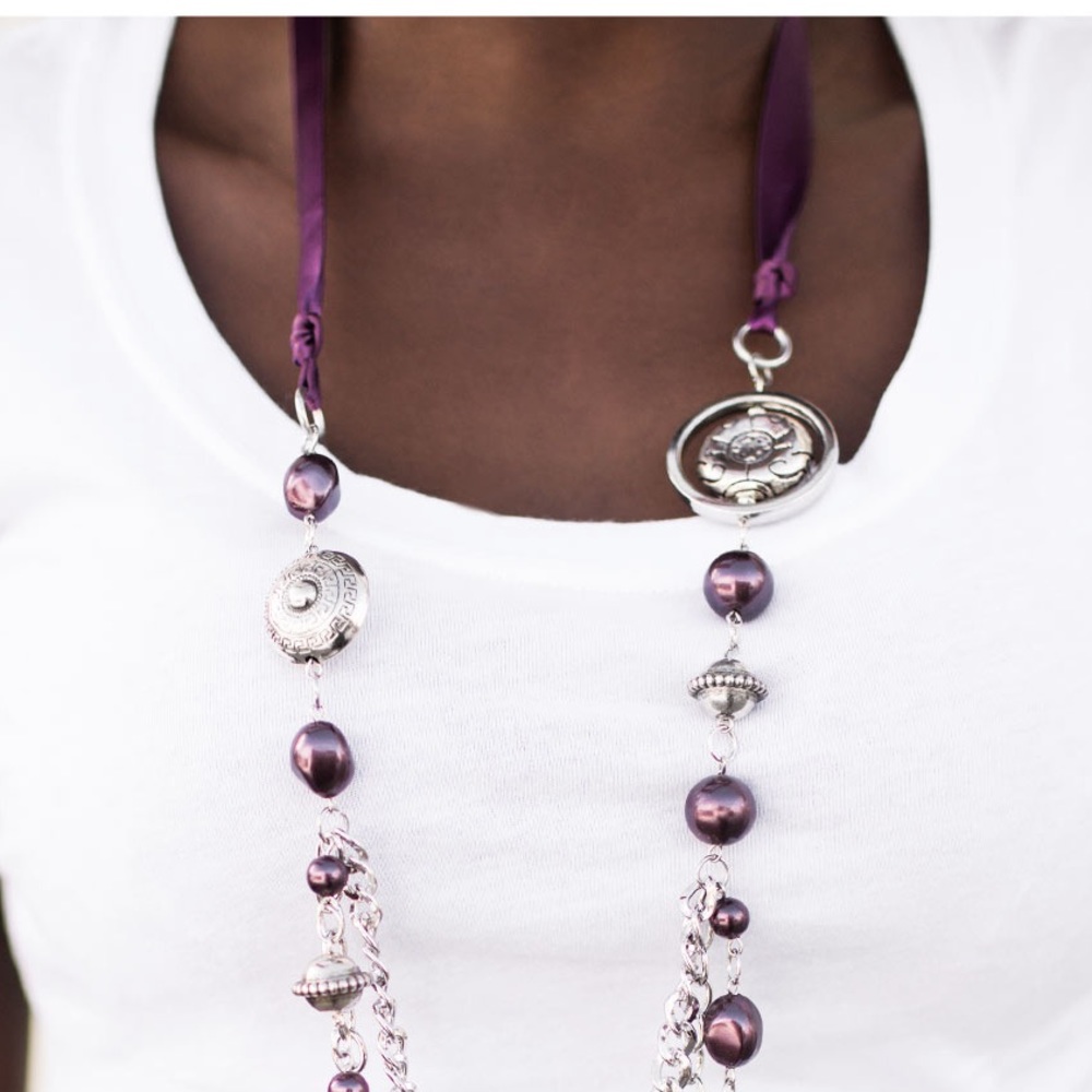 Paparazzi Ribbon Necklace - Picture 3 of 3