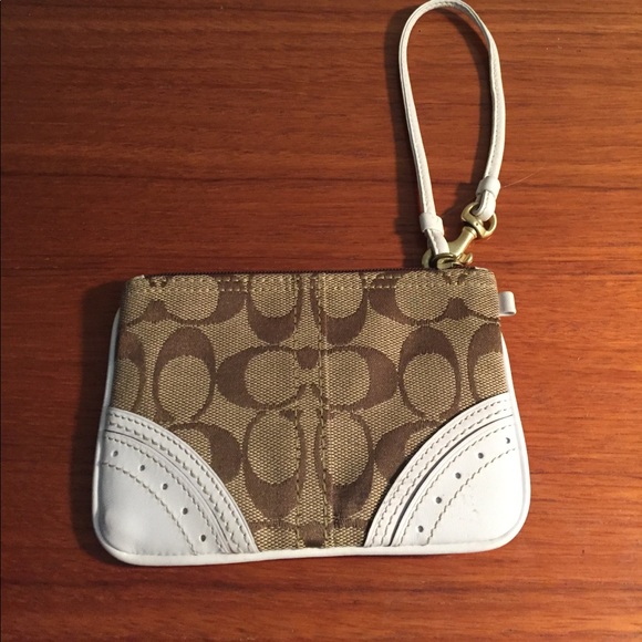 Coach Wristlet - Picture 2 of 2