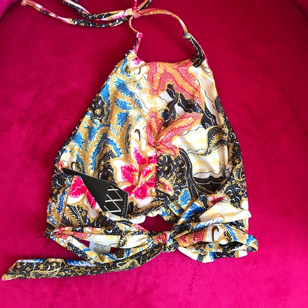 Beach Riot High Neck Halter Bikini Top! - Picture 3 of 5
