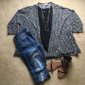 Lularoe Lindsay size small black and white chevron