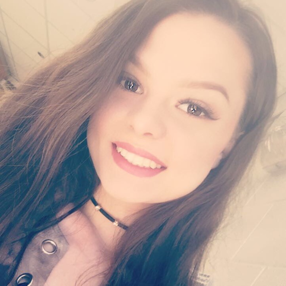 Meet your Posher, Mackenzie