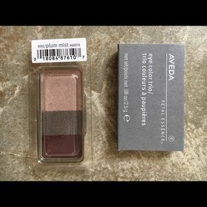 Aveda Petal Essence Eye Color Trio in Plum Mist