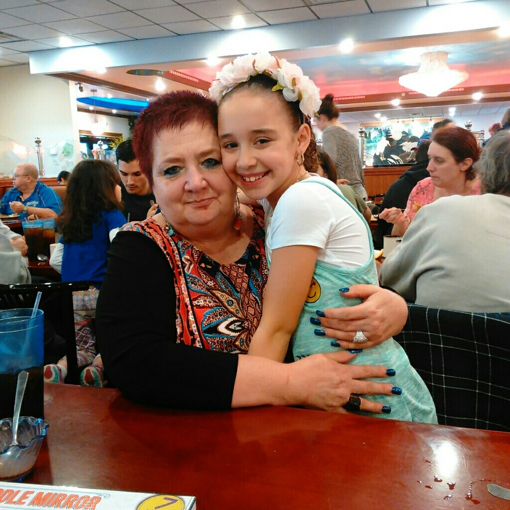 Meet your Posher, Maris