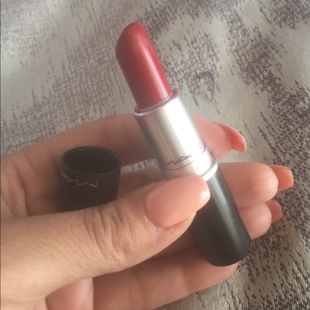 Mac lipstick Russian red