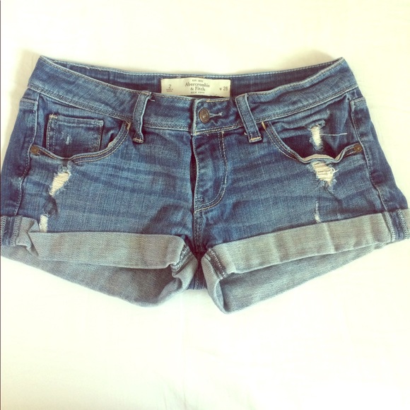Abercrombie & Fitch Pants - 🌸EUC A&F Jean Shorts🌸
