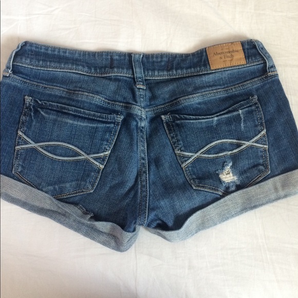 🌸EUC A&F Jean Shorts🌸 - Picture 3 of 3