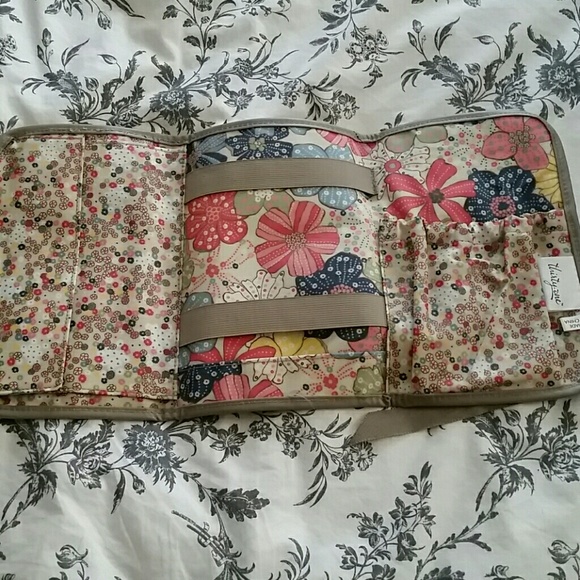 Thirty One brand jewelry or make up travel bag. (Newly marked down then donated) - Picture 2 of 6