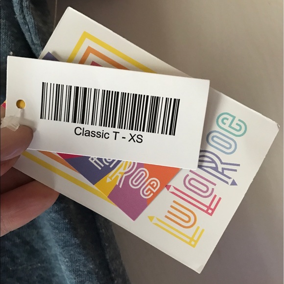 Lularoe classic T - Picture 3 of 4