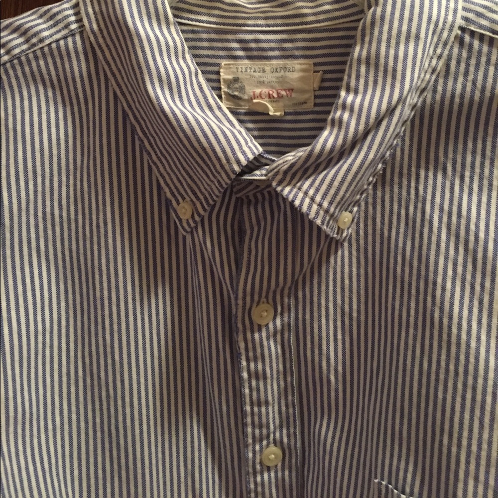 Fabulous shirt to dress up your jeans!