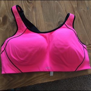 Victoria Secret sports bra