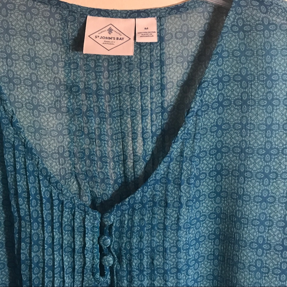 Blue pattern blouse - Picture 2 of 3