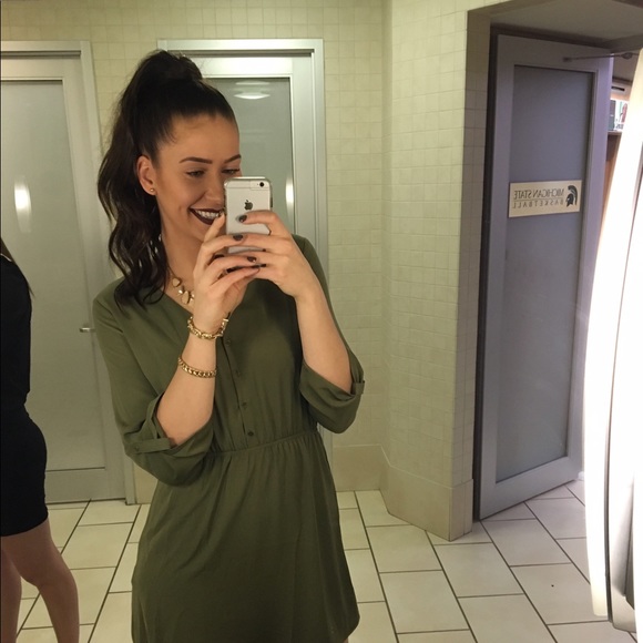 Meet your Posher, Hana - Picture 1 of 1