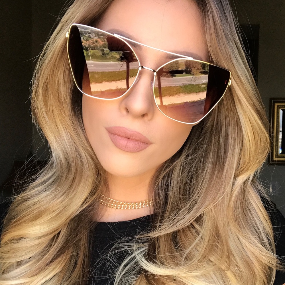 Large wire framed sunglasses