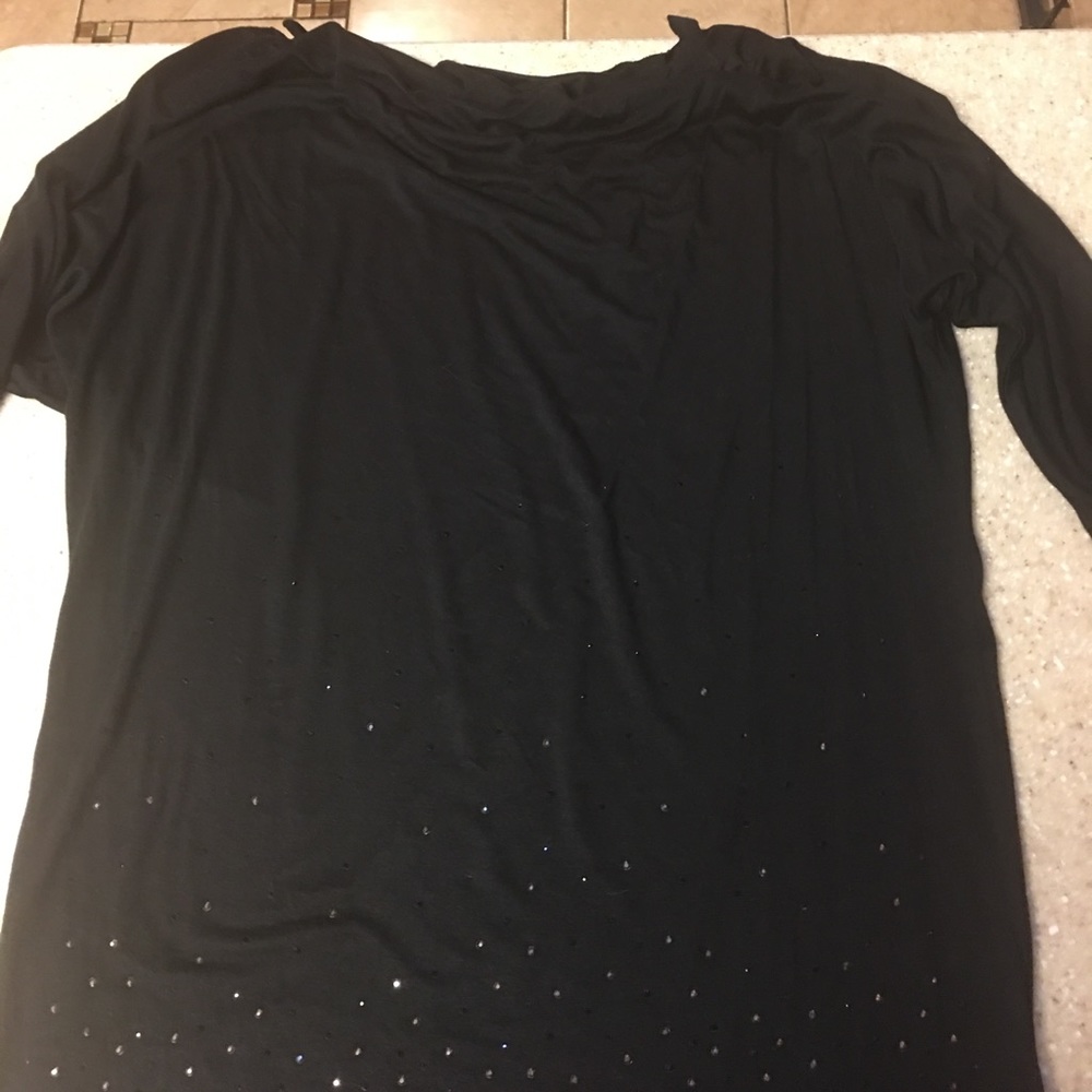 Venus black tunic top