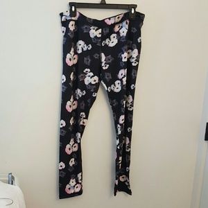 Flowered yoga leggings