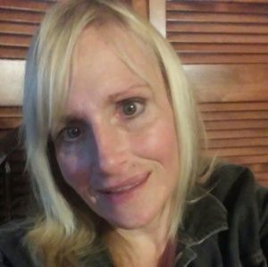 Meet your Posher, Jonalyn