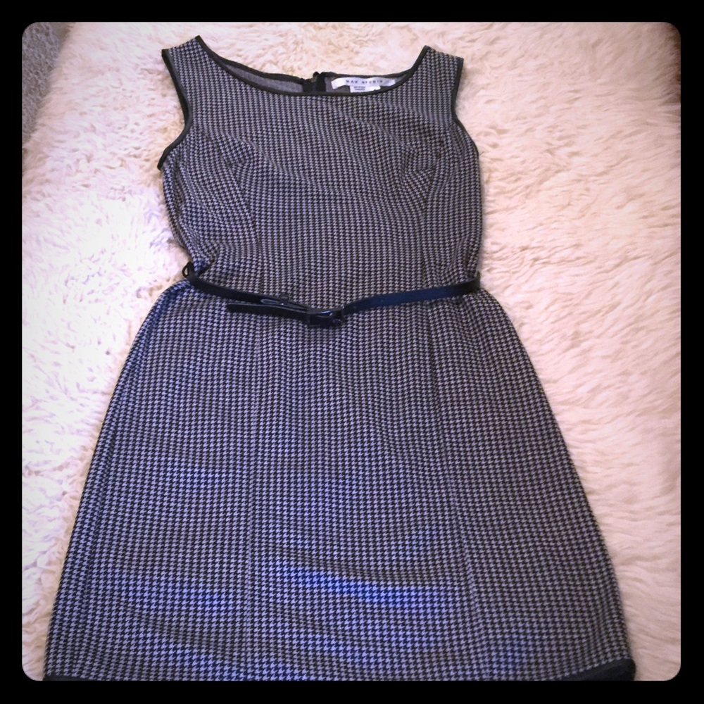 Classic belt max studio dress