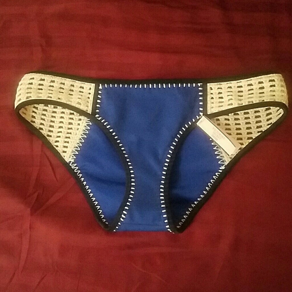 Nwt Victorias secret surf crochet bikini bottom m