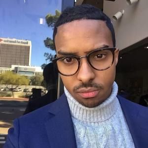 Meet your Posher, Julian