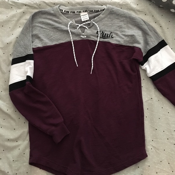 ❌SOLD❌ Pink VS Crew Neck Sweater - Picture 1 of 4