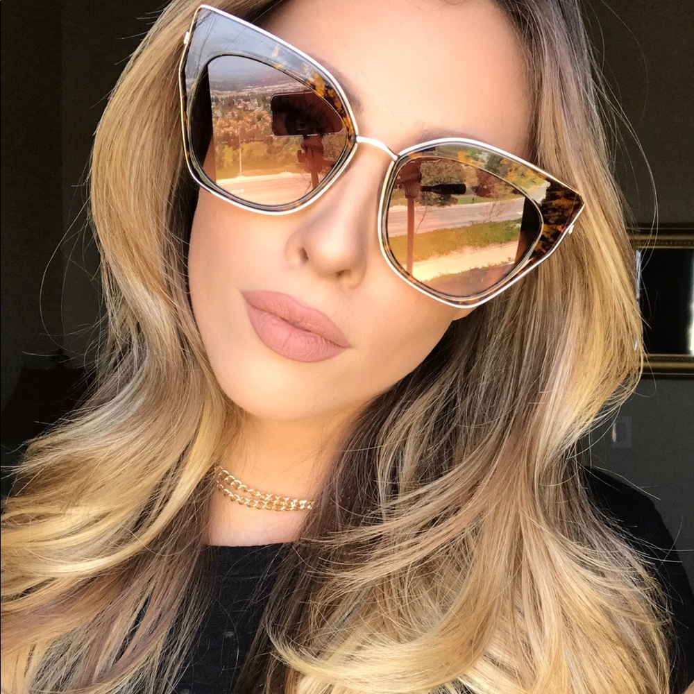 Summer sunglasses , large frame sunglasses