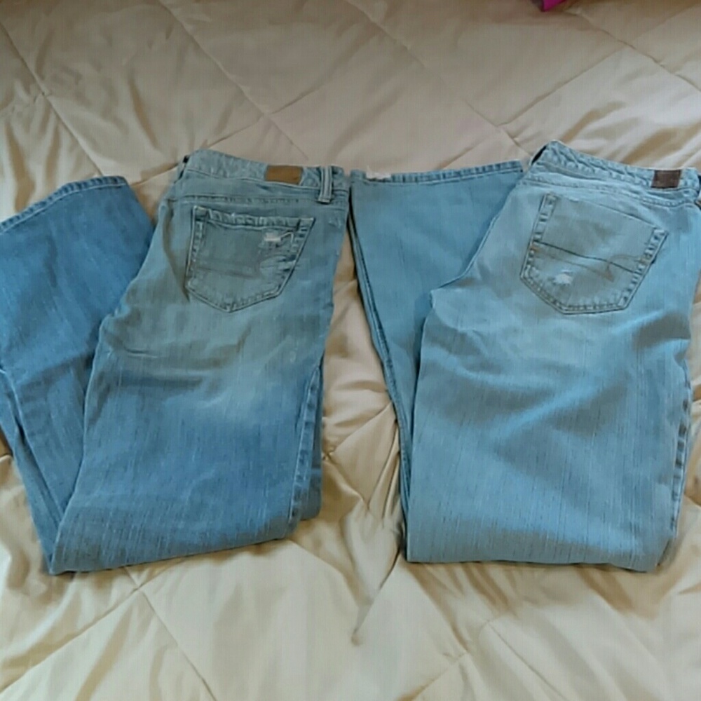 Two AE jeans 10