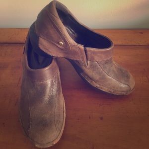 Merrell "Luxe" Espresso Clogs