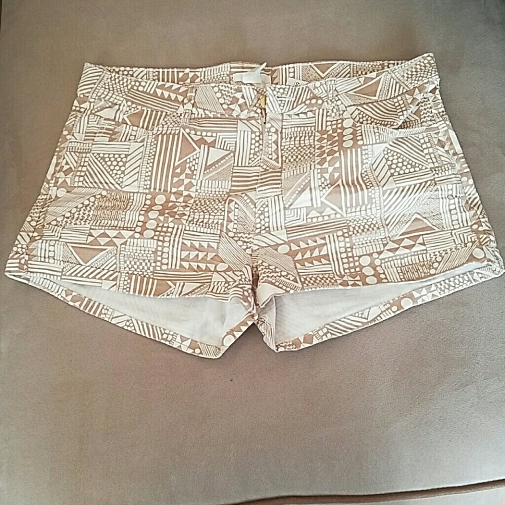 Print shorts