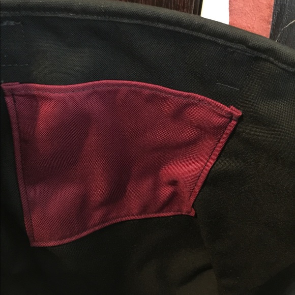 Weekender in plum and black 100% Cordura fabric. - Picture 2 of 3