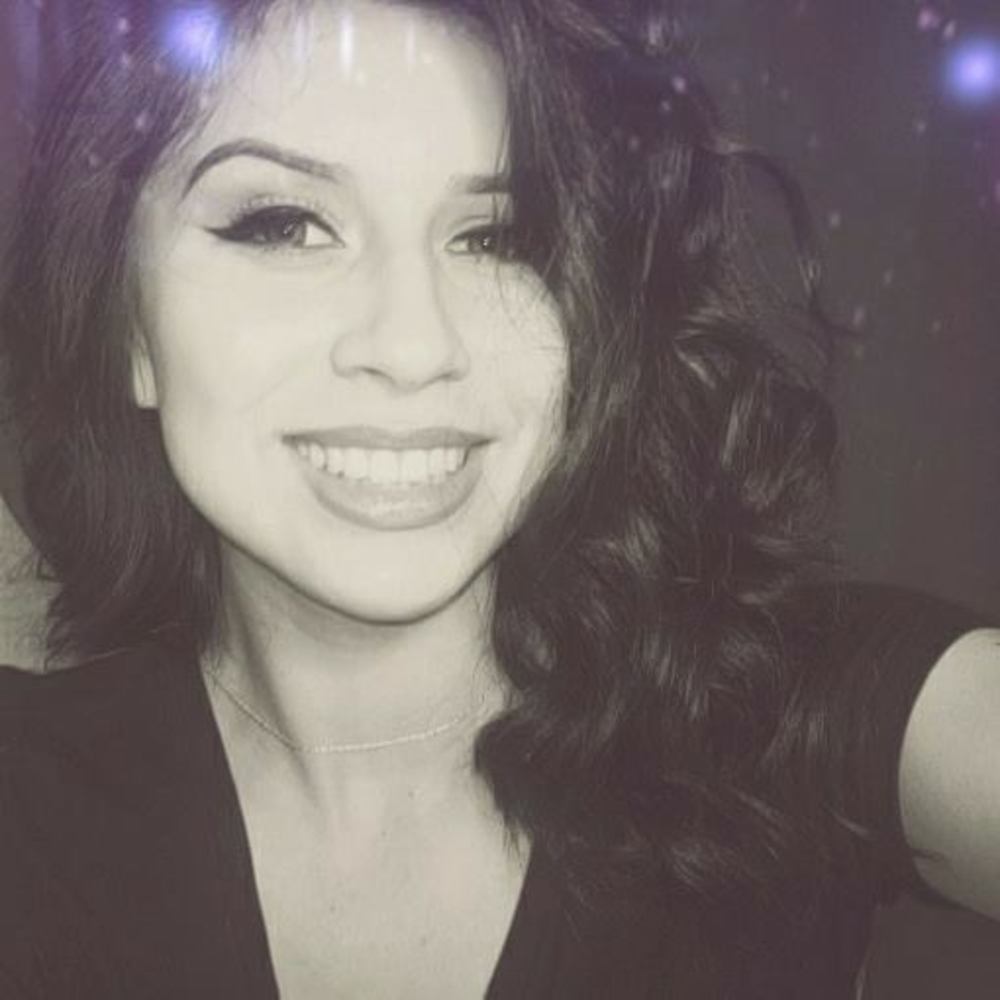 Meet your Posher, Viviana