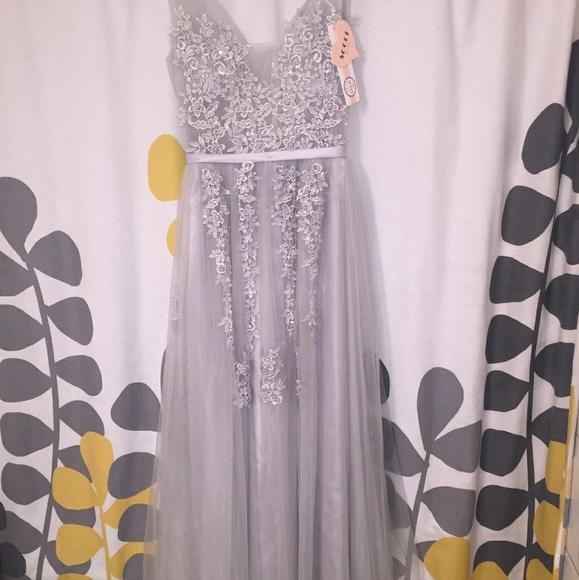 Prom dress - Picture 5 of 7