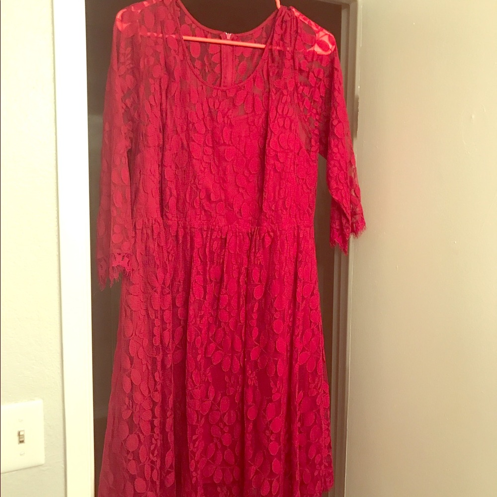 Lace Maroon Dress. Only worn once. Size 16