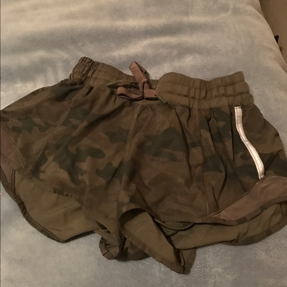 Lulu lemon camo athletic shorts