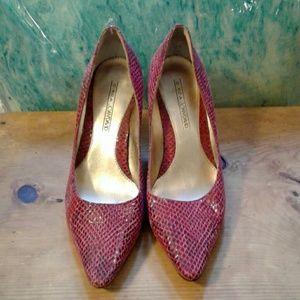 Joan & David Leather Snakeskin Pumps