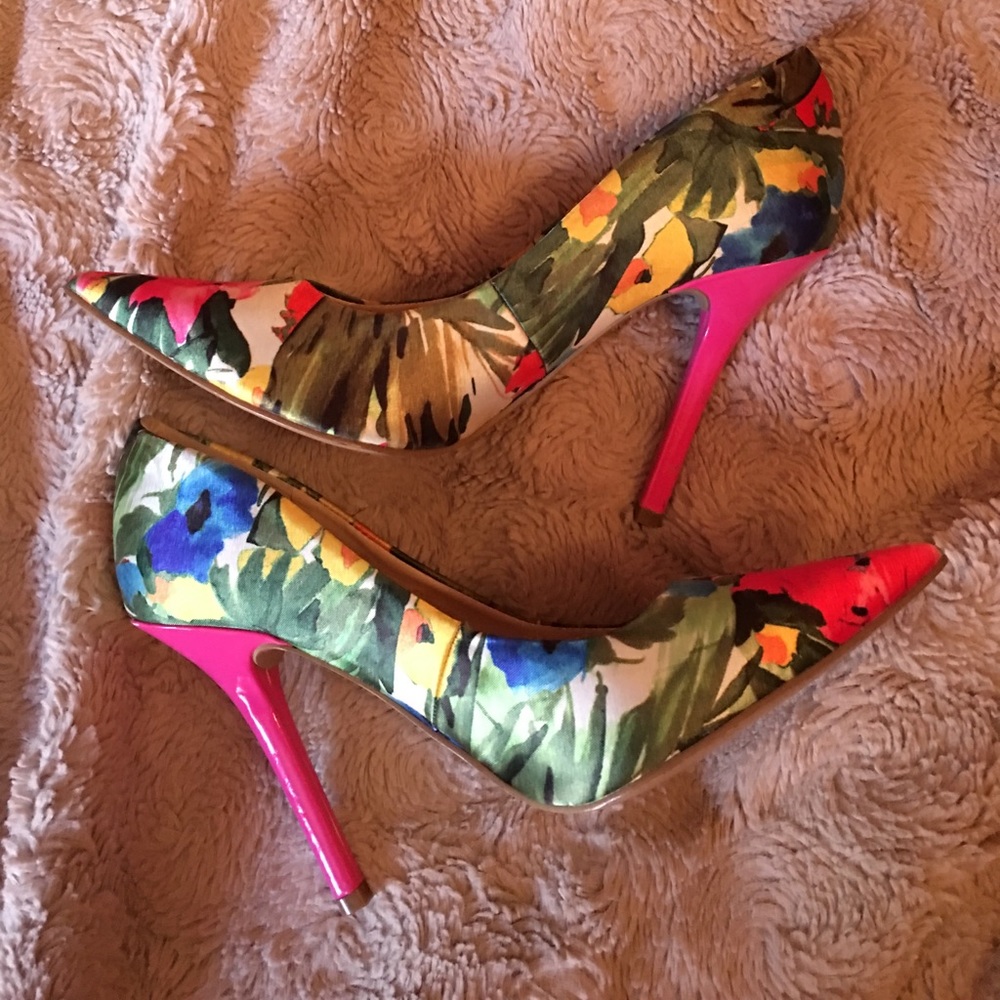 Guess Heels/Platforms